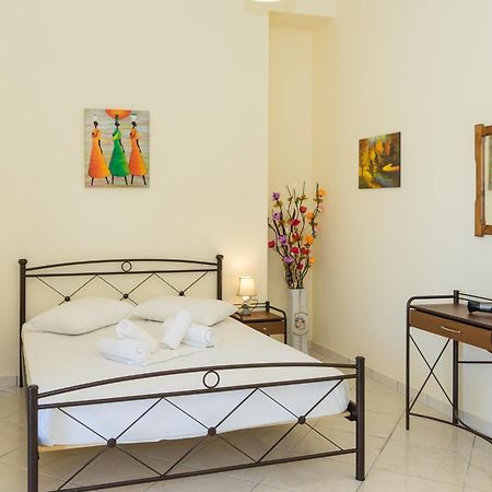 Laganas Strip Mall Apartments Dış mekan fotoğraf