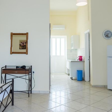 Laganas Strip Mall Apartments Dış mekan fotoğraf