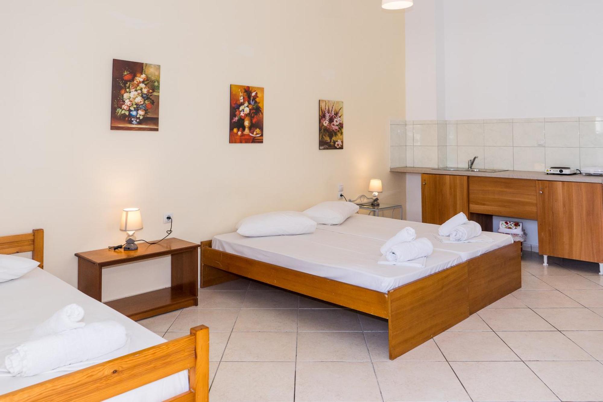Laganas Strip Mall Apartments Dış mekan fotoğraf
